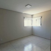 Casa em PRÉ MOLDADO modalidade térmica - casa termica dormitórios janelas