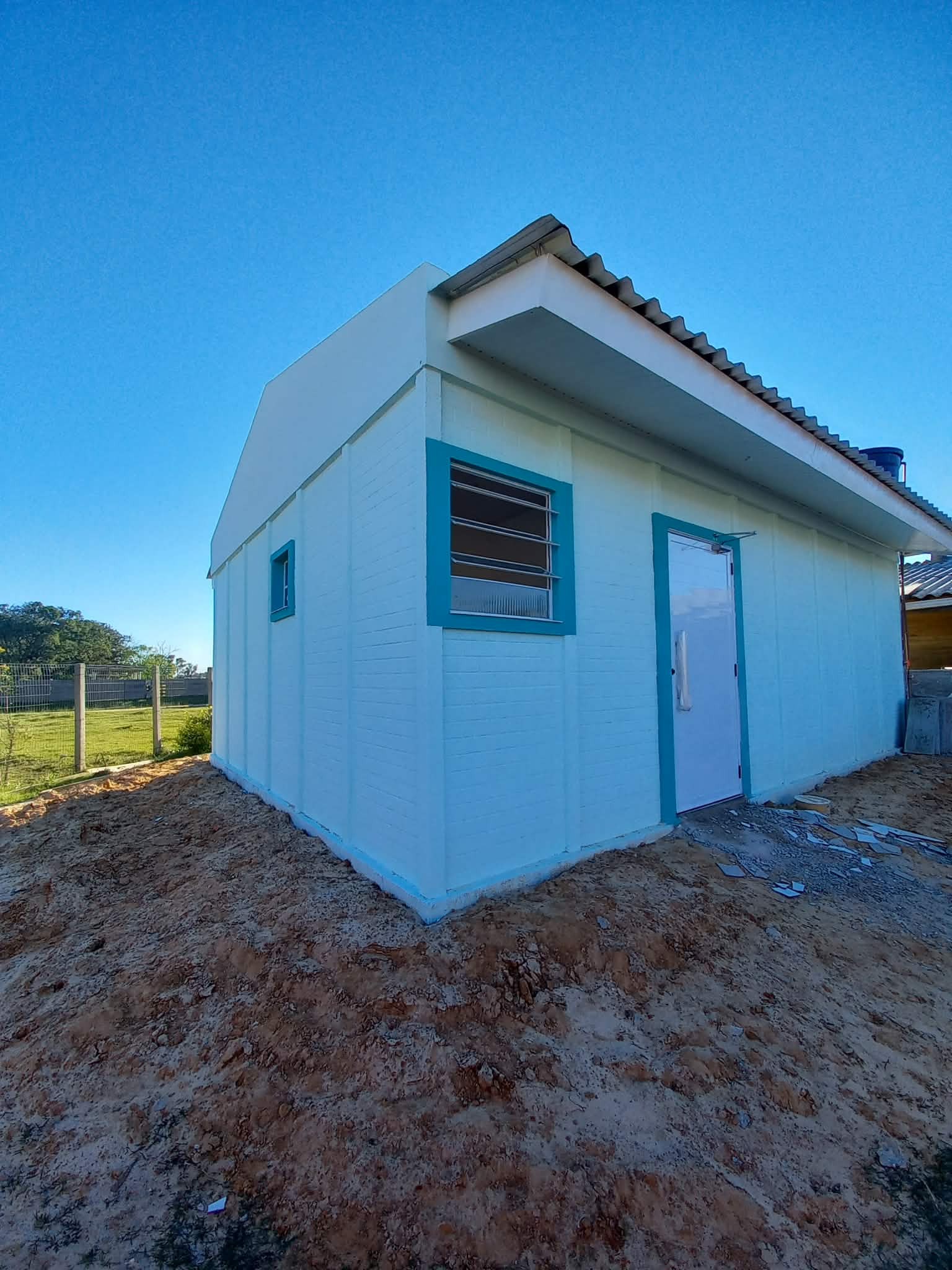  - 164bd4e5-11b1-4068-b4a7-02452d1cd6c8 (1)