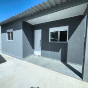 CASA EM BLOCOK, CHAVE NA MÃO - c47bf41e-131d-4e80-b3b3-a833bec0ec72