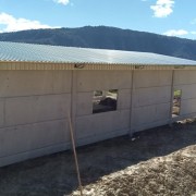 GALPÃO RURAL - GALPÃO PRÉ MOLDADO COM ALUZINCO